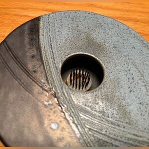 VTG Donna Gittens Designs Ikebana Vase with Frog